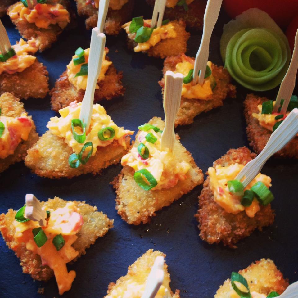 528252_335613309893631_1778386792_n