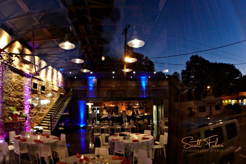 945126_589215901113333_559518604_n