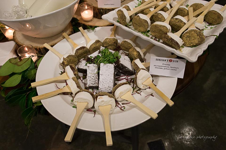 1521374_705886366112952_1322203475_n